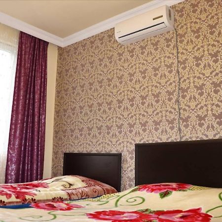 Gulnazi Andria Apartman Szarpi Kültér fotó